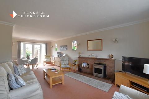 4 bedroom detached house for sale, St Johns Road, Clacton-on-Sea, Essex, CO16 8DD