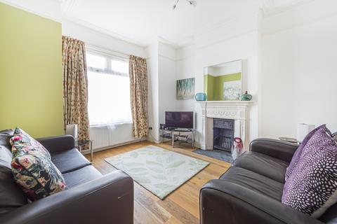 4 bedroom terraced house to rent, Doggett Road, London, SE6