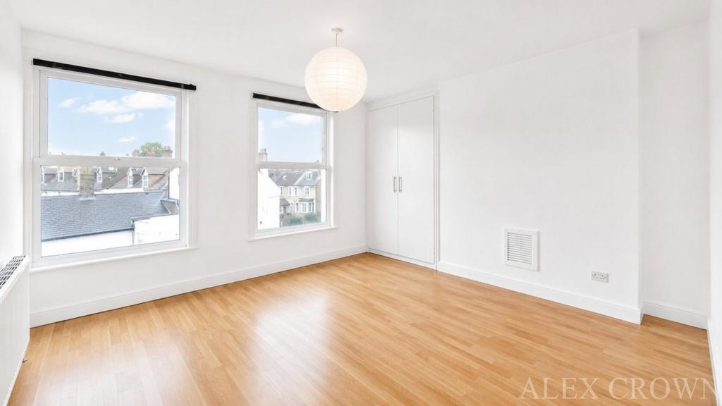 Apartment in London - View 3
