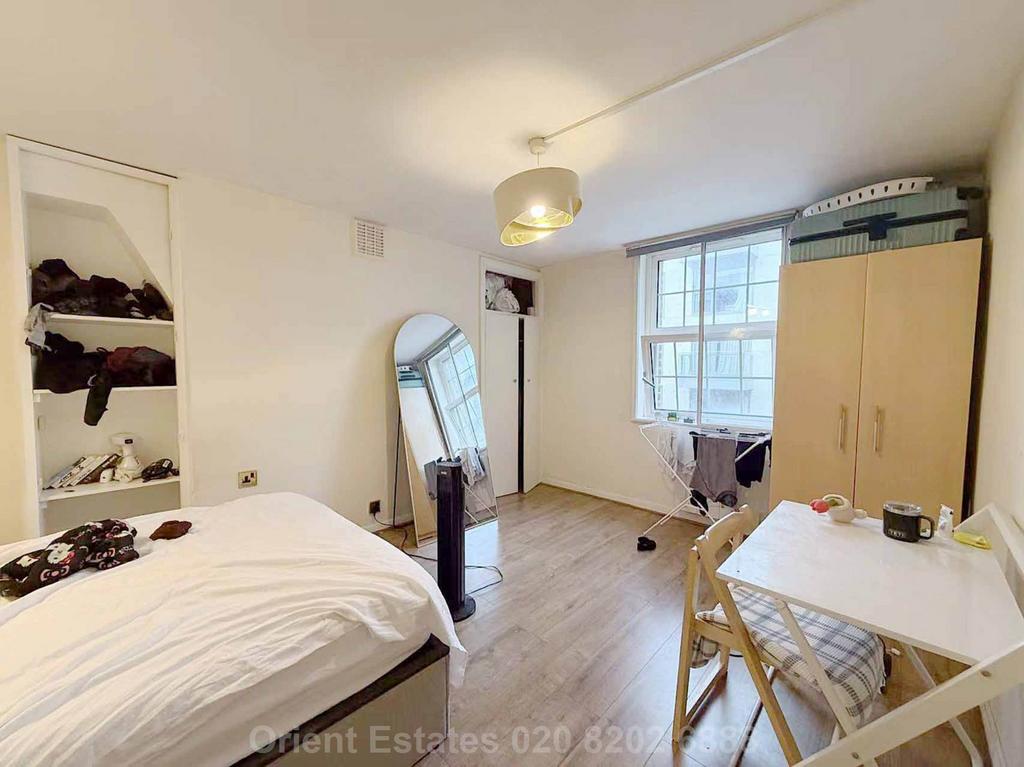 Apartment in London - View 3