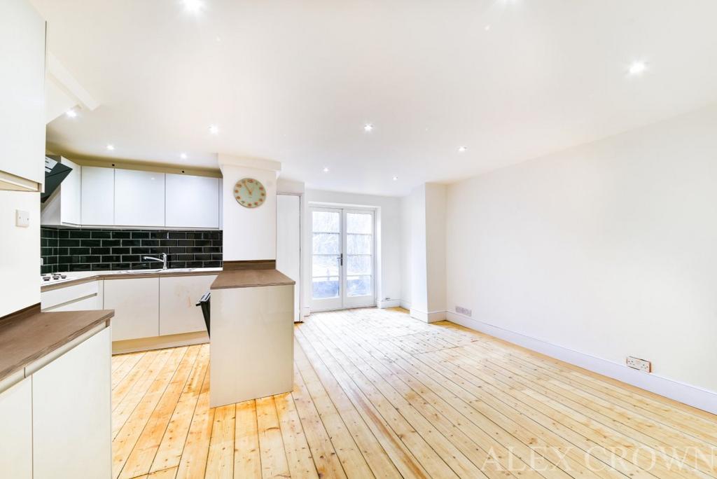 Apartment in London - View 2