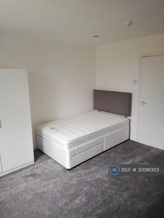 Apartment in Manchester, Greater Manchester - View 4