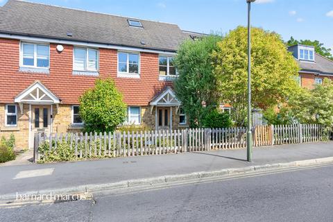 3 bedroom terraced house for sale, Windmill Lane, Epsom
