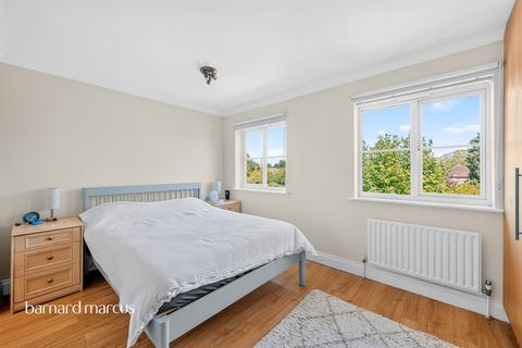 3 bedroom terraced house for sale, Windmill Lane, Epsom