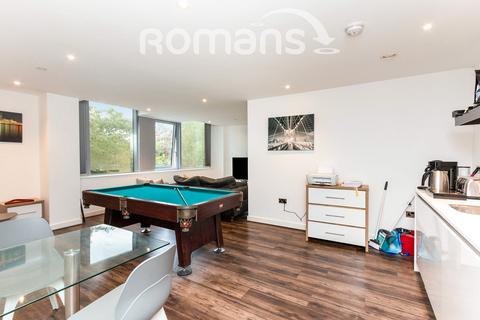 2 bedroom flat to rent, Churchill Way, Basingstoke, Hampshire, RG21