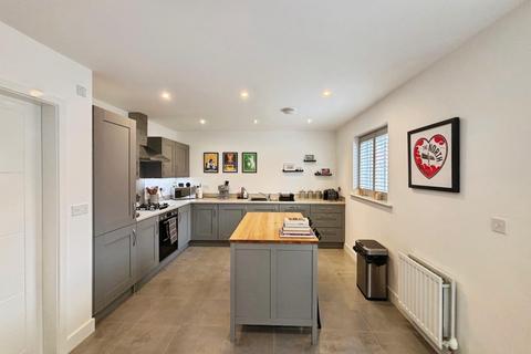 4 bedroom house for sale, Heather Place, Sowerby, Thirsk