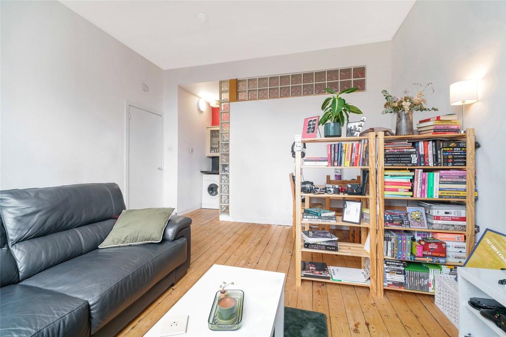 Apartment in Glasgow City - View 5