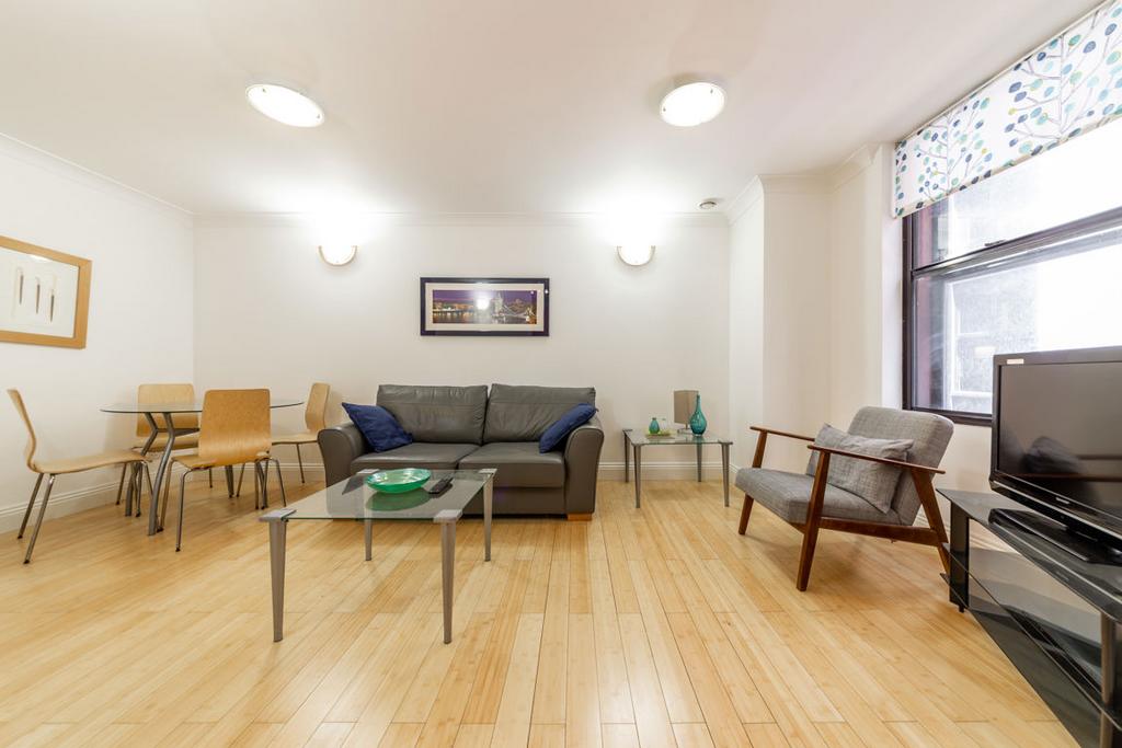 Apartment in London - View 2