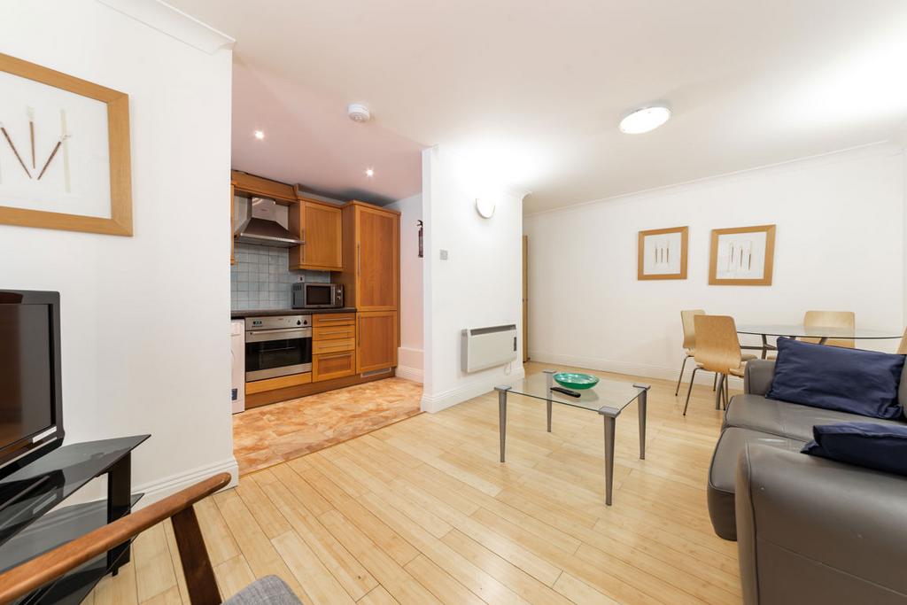 Apartment in London - View 3