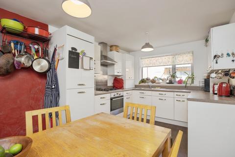4 bedroom semi-detached house for sale, Discovery Drive, SWANLEY, Kent, BR8
