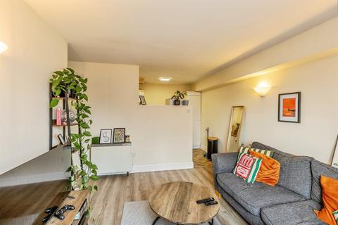 1 bedroom apartment for sale, Ferry Street, Bristol
