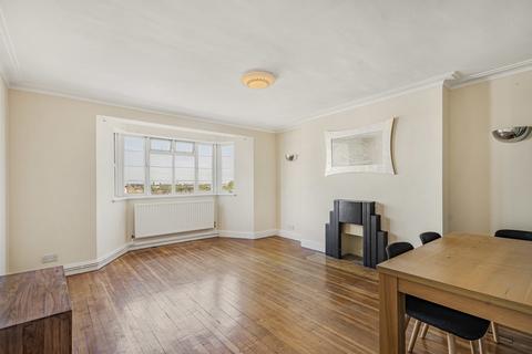 4 bedroom apartment for sale, Streatham High Road, London, SW16