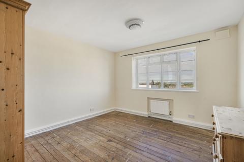 4 bedroom apartment for sale, Streatham High Road, London, SW16