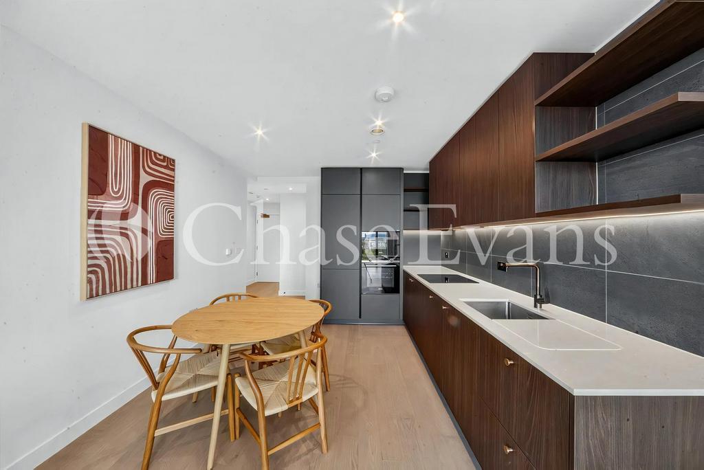 Apartment in Elephant & Castle - View 4
