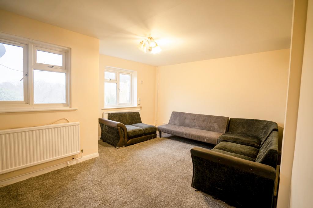 Apartment in Northolt - More