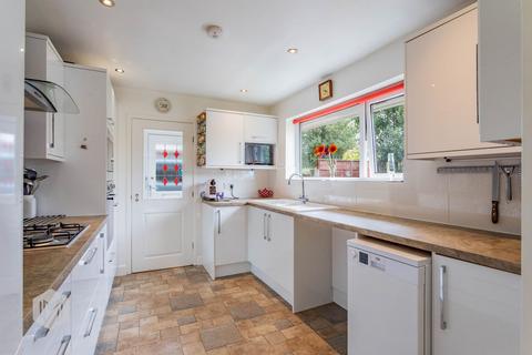 2 bedroom detached bungalow for sale, Montcliffe Close, Birchwood, WA3