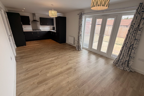 4 bedroom house to rent, Dunmore Drive, Derby, DE74