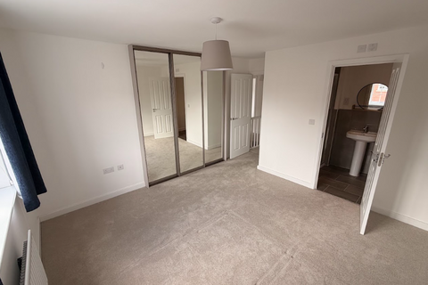 4 bedroom house to rent, Dunmore Drive, Derby, DE74