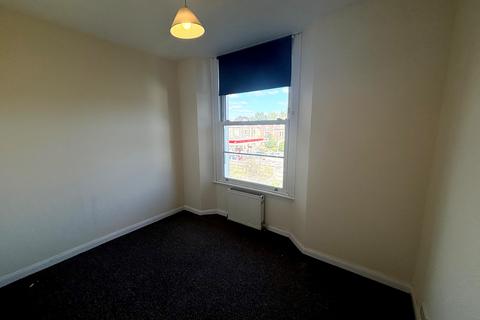2 bedroom apartment to rent, Hampton Park, Bristol, BS6