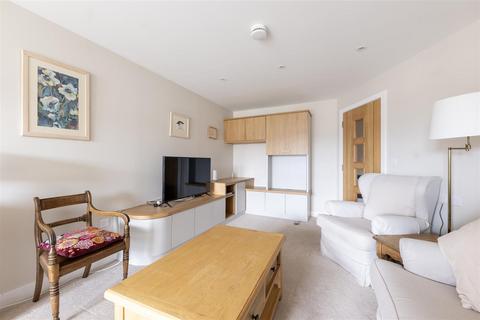 1 bedroom house for sale, 33 Oakwood Court, Inverness