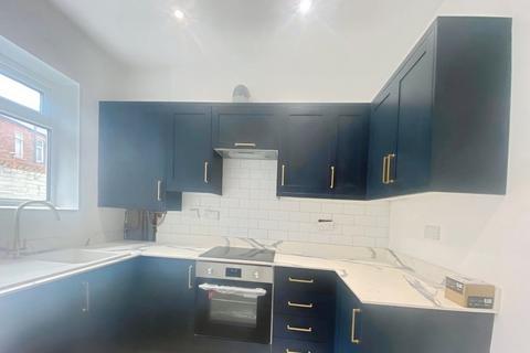 2 bedroom flat to rent, Egerton Road, South Shields NE34 0QH