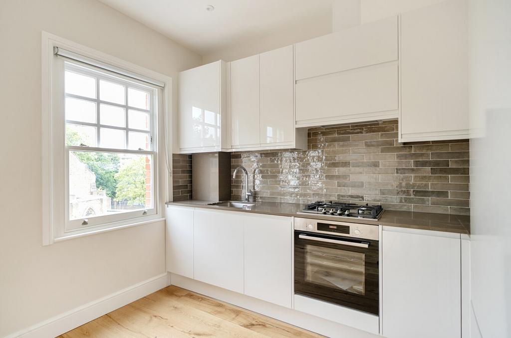 Apartment in London - View 4