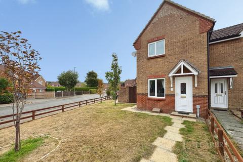 2 bedroom terraced house to rent, Woodbine Close, North Walsham, Norfolk, NR28