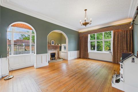 4 bedroom detached house for sale, Beverley Road, Anlaby