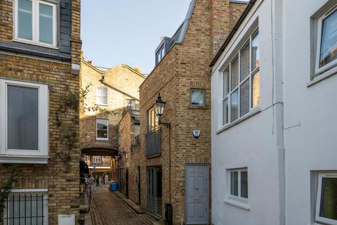 1 bedroom terraced house to rent, Vernon Yard, Portobello Road, London W11