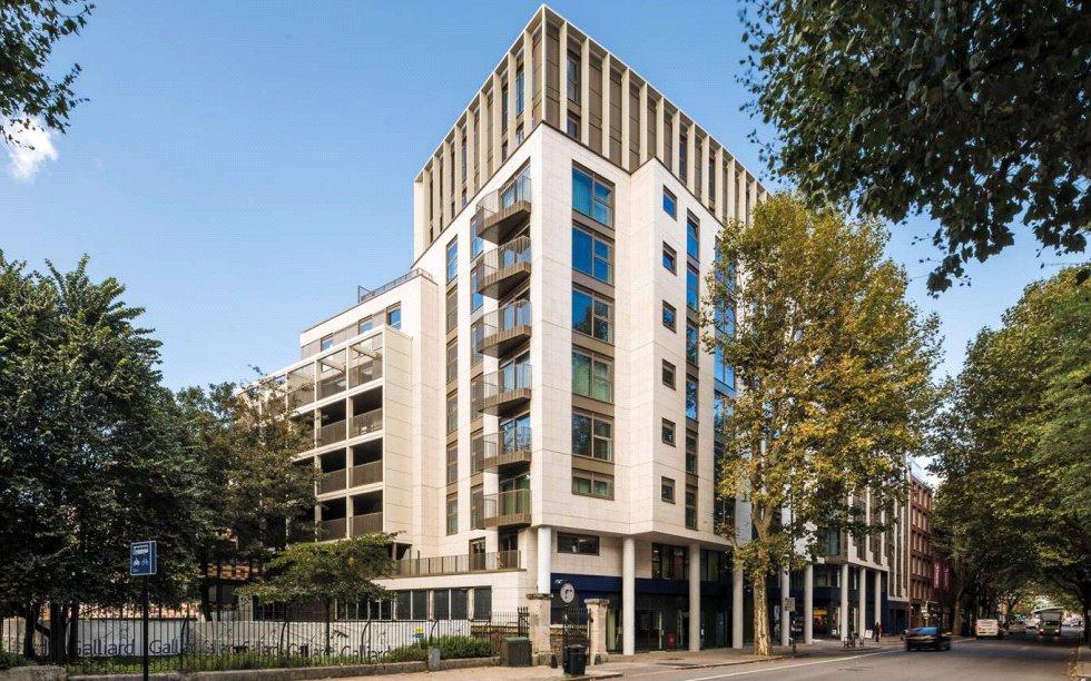Apartment in London - More