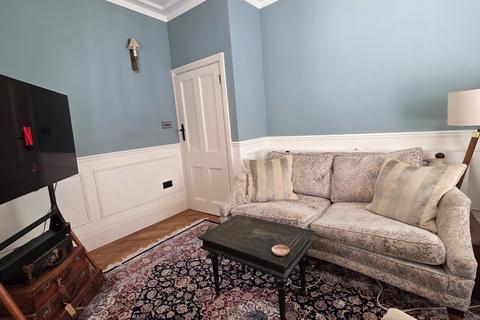 2 bedroom apartment to rent, Gloucester Terrace, London, London, W2