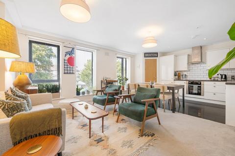 3 bedroom flat for sale, Tulse Hill, London SW2