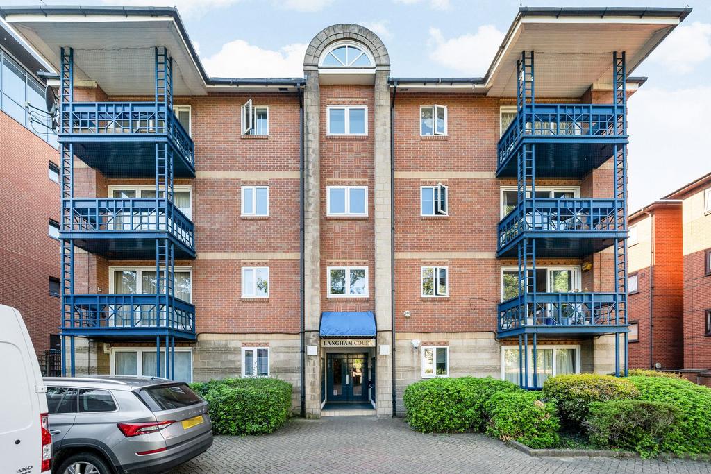Apartment in London - View 3