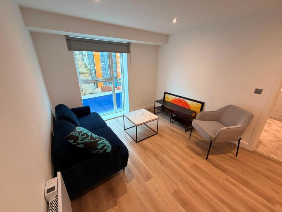 Apartment in LEEDS - View 2