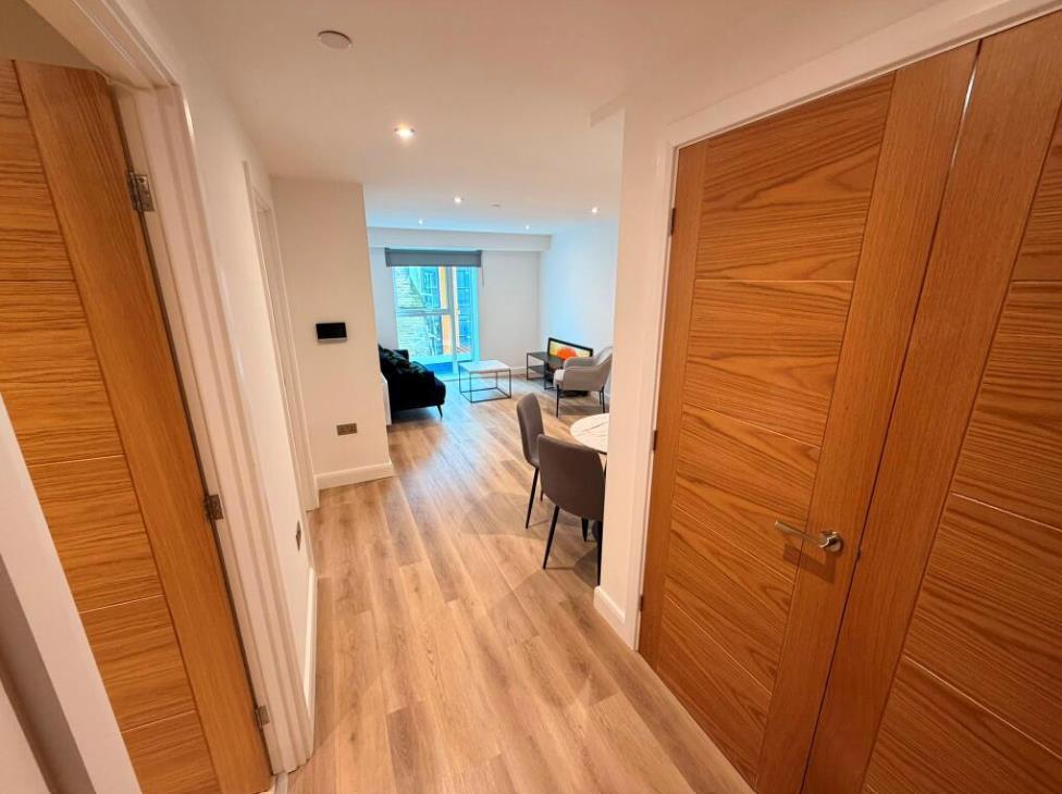 Apartment in LEEDS - View 4