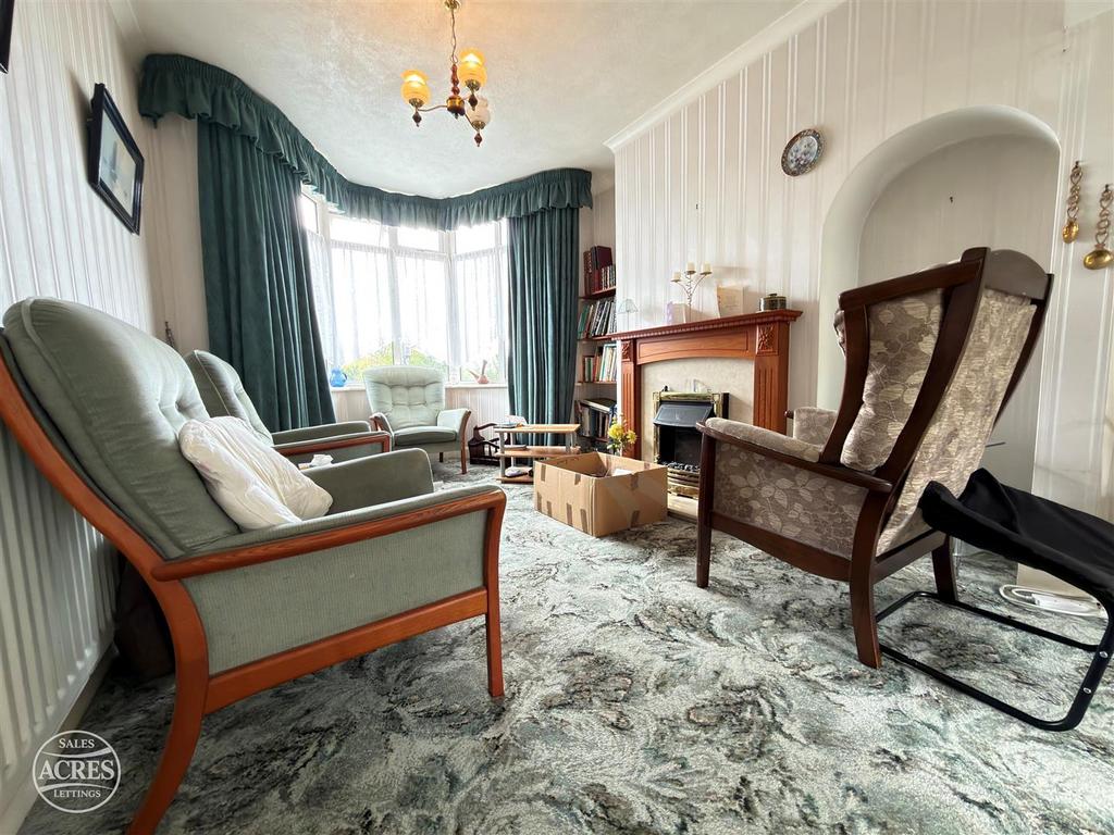 House in Birmingham, Banners Gate, Kingstanding - View 2