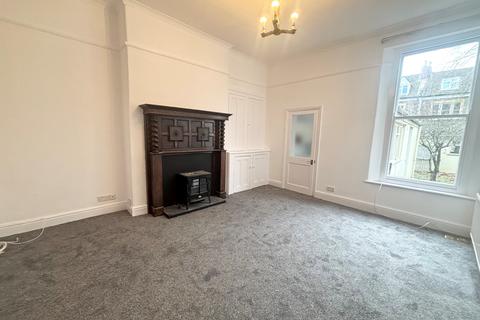 2 bedroom flat to rent, Belvedere Road, Bristol, BS6