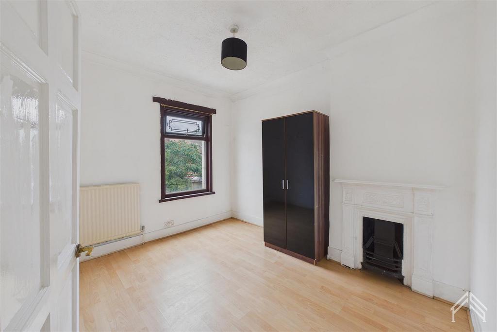 House in London - View 5
