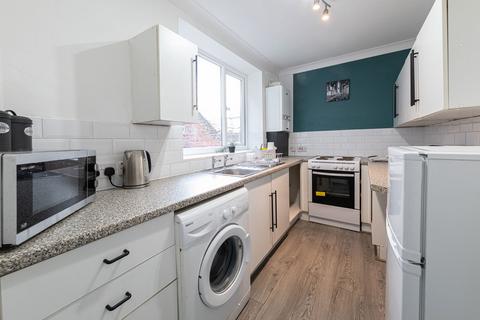2 bedroom flat to rent, Brandling Street, Sunderland, Tyne and Wear, SR6 0LN