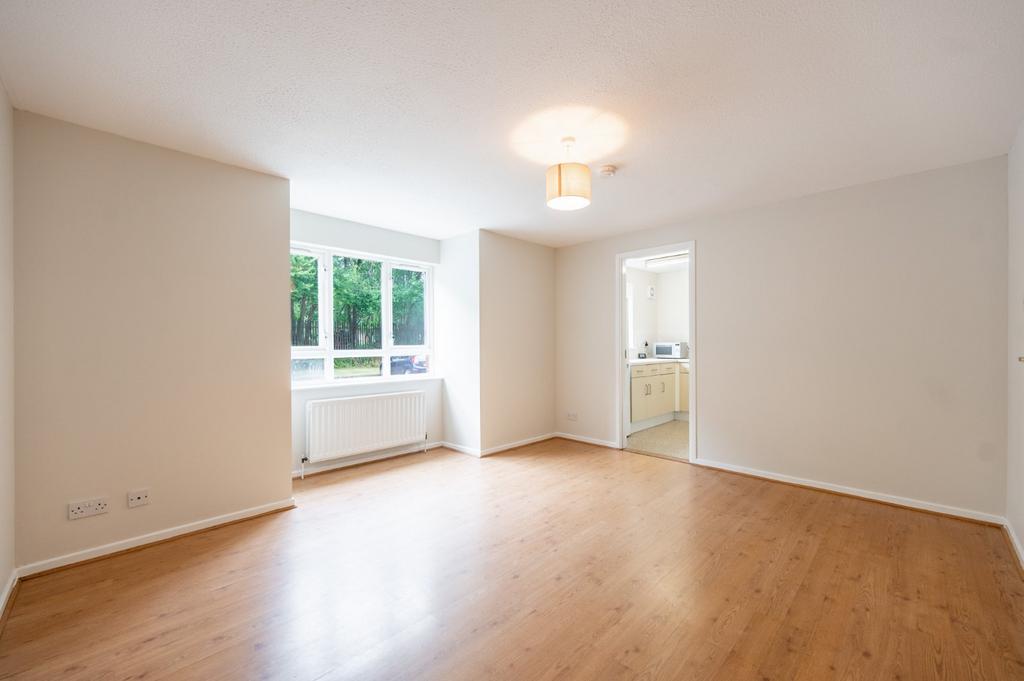 Apartment in Glasgow, Blawarthill, Yoker - View 2