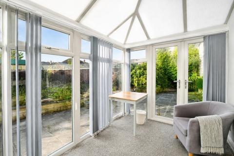 4 bedroom detached house for sale, Robin Royd Lane, Mirfield, West Yorkshire, WF14
