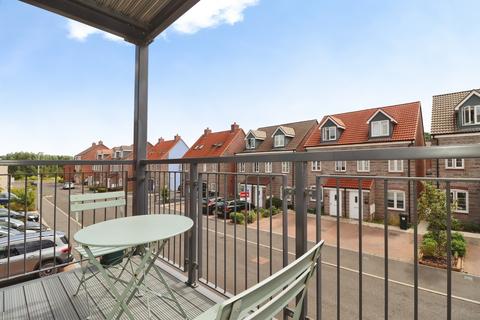 2 bedroom flat for sale, Harebell Road, Emersons Green, Bristol