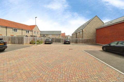 2 bedroom flat for sale, Harebell Road, Emersons Green, Bristol