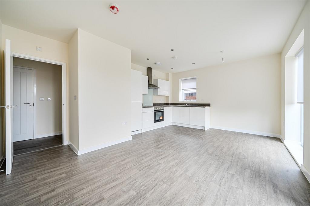 Apartment in Leicester - View 3