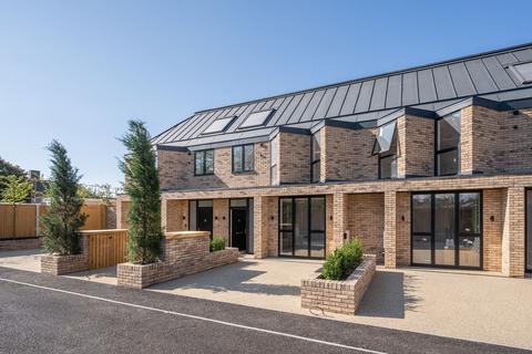1-6 Winston Close, London SW20