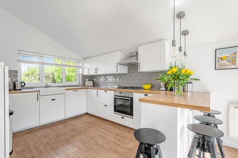 3 bedroom semi-detached house for sale, Keable Road, Wrecclesham, Farnham, Surrey, GU10