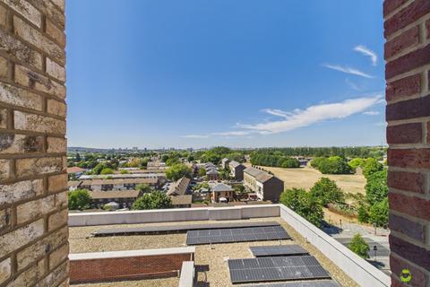 2 bedroom apartment for sale, Crane Court, 2 Kite Close, London, Kent, SE2