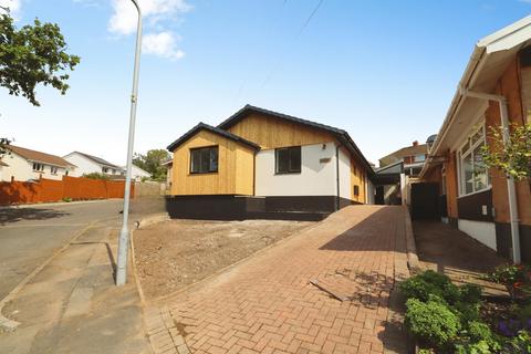 4 bedroom detached bungalow for sale, St. Brannocks Close, Barry