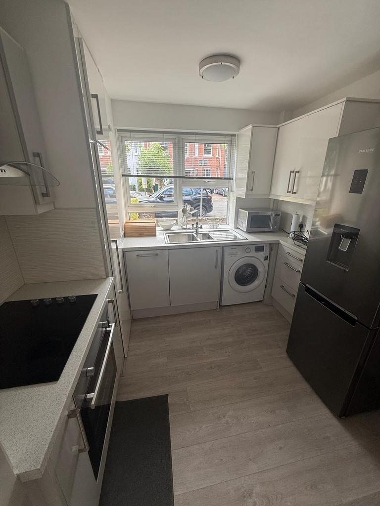 House in London - View 4