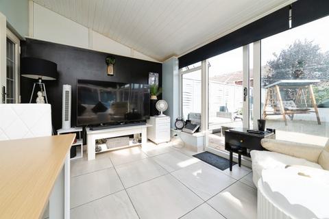 2 bedroom semi-detached house for sale, Moreton Bay, Bilton, Hull
